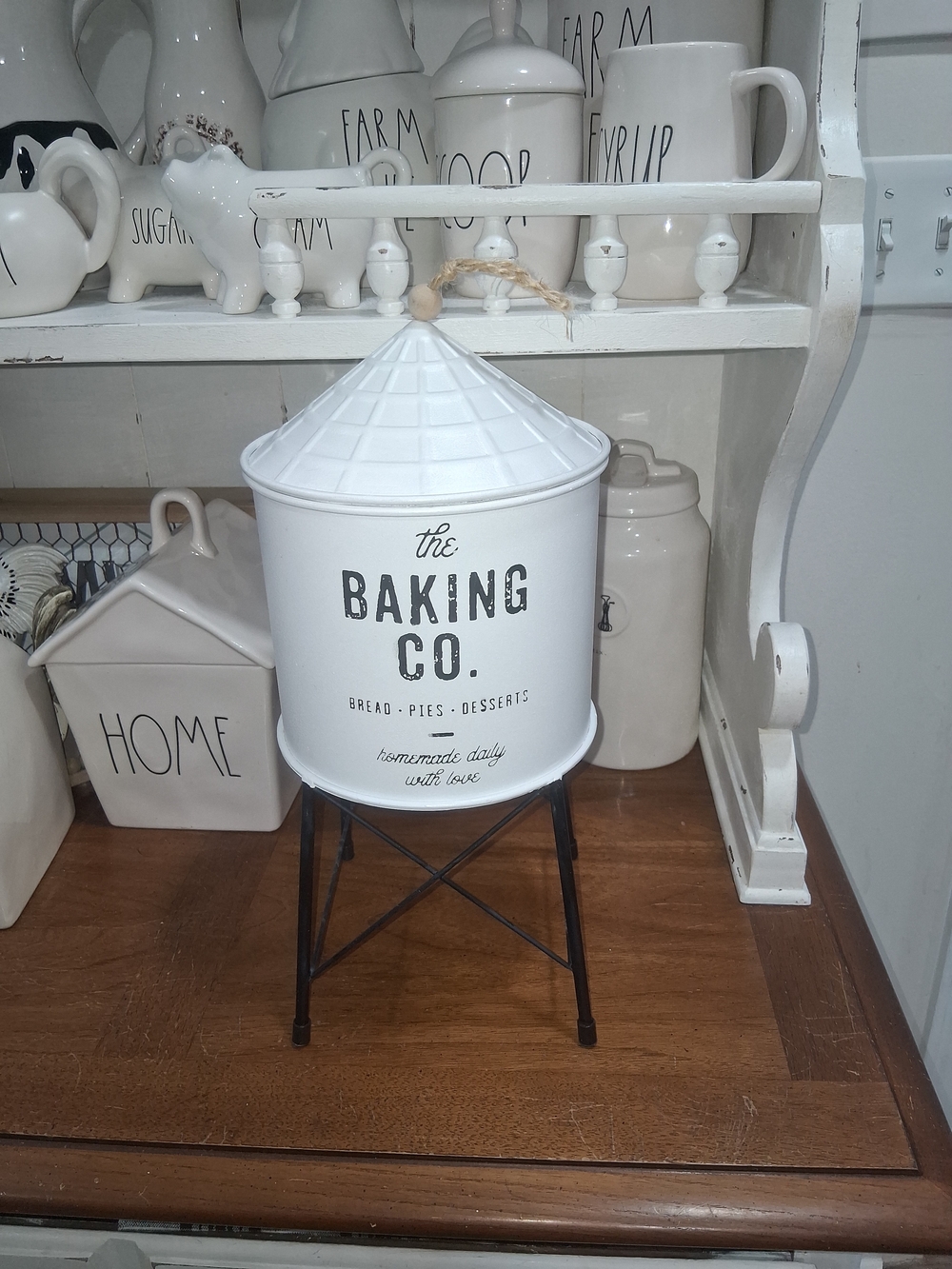 Hobby Lobby Silo/Water Tower White Metal